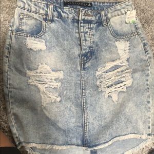 Denim skirt